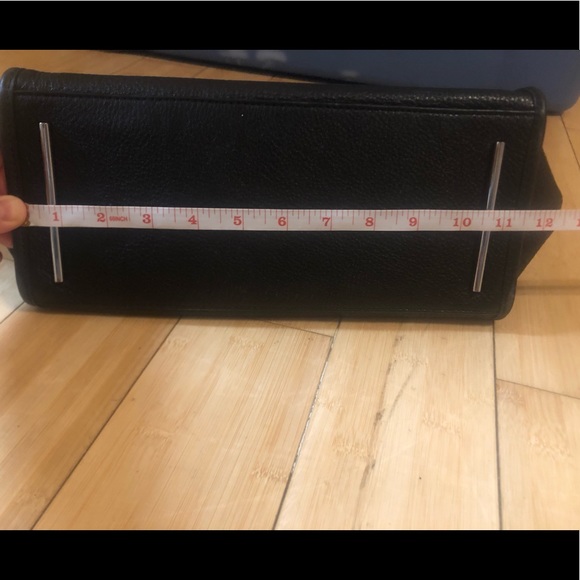 Authentic Michael Kors - Picture 6 of 7